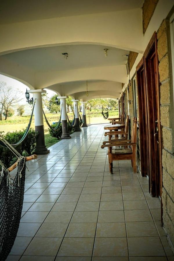 Hotel Y Restaurante El Texano Tamasopo Exterior photo