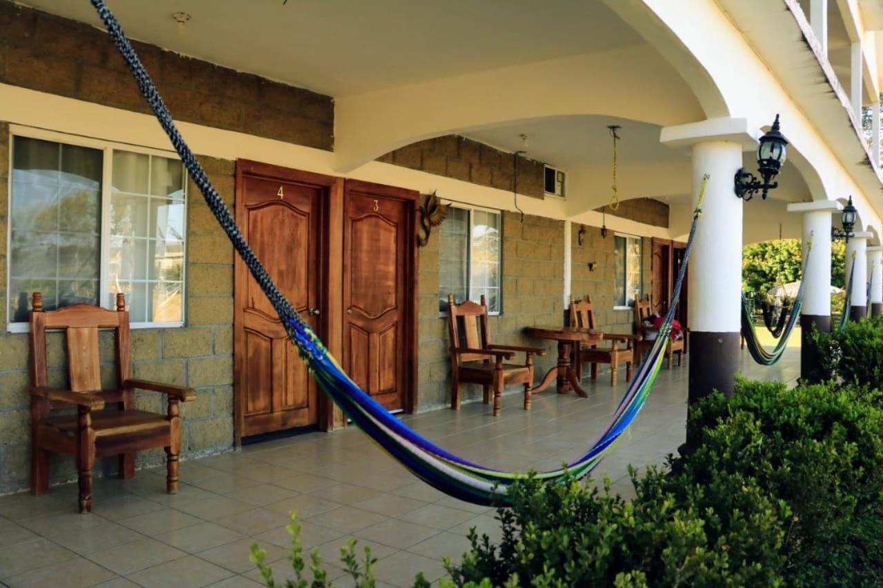Hotel Y Restaurante El Texano Tamasopo Exterior photo